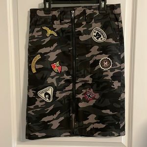 Litz Premium Denim Camouflage Skirt Size Medium